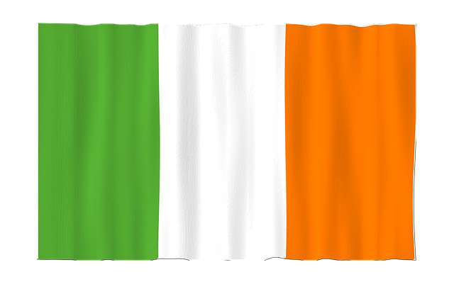 アイルランド 国旗 の 意味