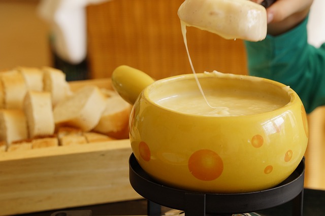吉祥寺でチーズ料理を食べるならココ チーズフォンデュが人気のお店もあり Travelnote トラベルノート