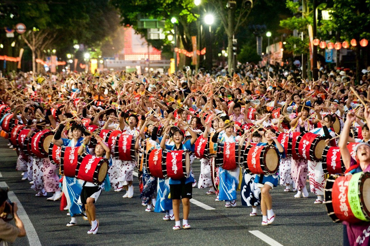 盛岡さんさ踊り17の日程は 由来や歴史も調査 太鼓と踊りで盛り上がる Travelnote トラベルノート