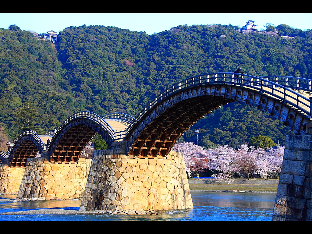 岩国錦帯橋は桜の名所としても人気の観光地 アクセス 料金は Travelnote トラベルノート