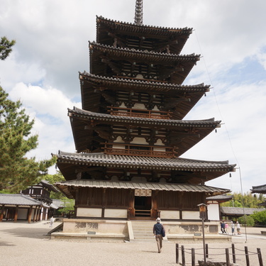 法隆寺の五重塔はどんな構造 その見所や歴史など詳しくご紹介 Travelnote トラベルノート