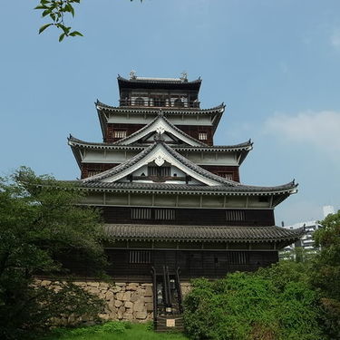 広島城の観光ガイド アクセス 入場料情報やライトアップなどのイベントも Travelnote トラベルノート