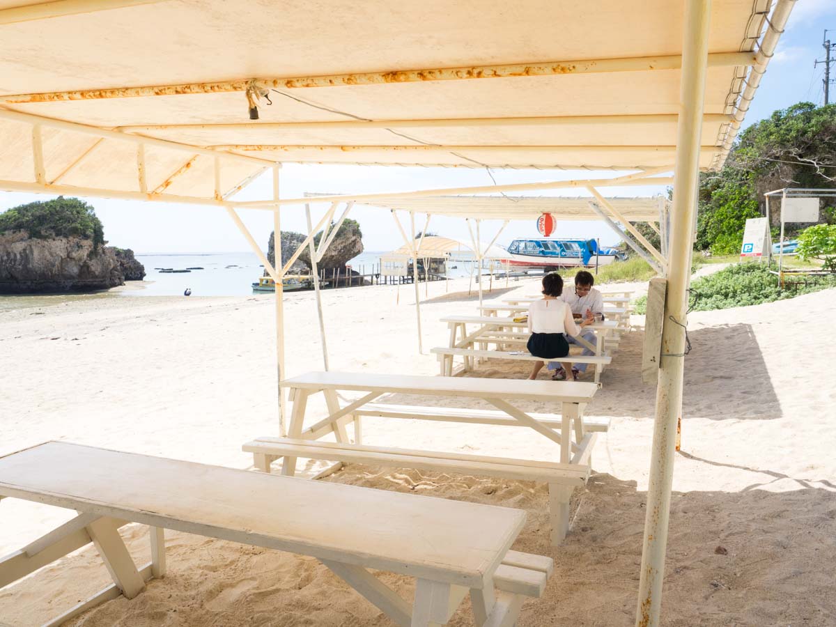 沖縄南部のカフェ特集！おすすめのランチを絶景の海を見ながら楽しもう！