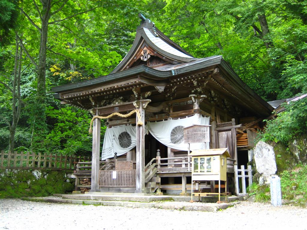 長野の神社仏閣パワースポット11選 御朱印巡りや観光参拝にも最適 Travelnote トラベルノート