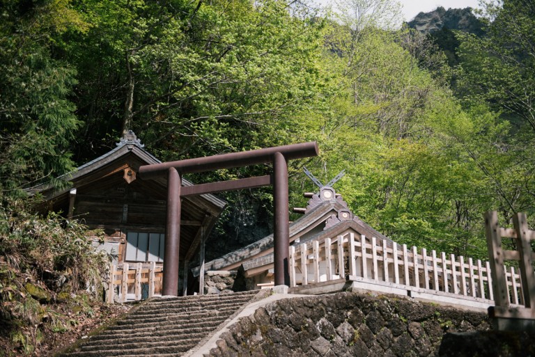 戸隠神社の奥社は屈指のパワースポット 五社を巡ってパワーを充電しよう Travelnote トラベルノート