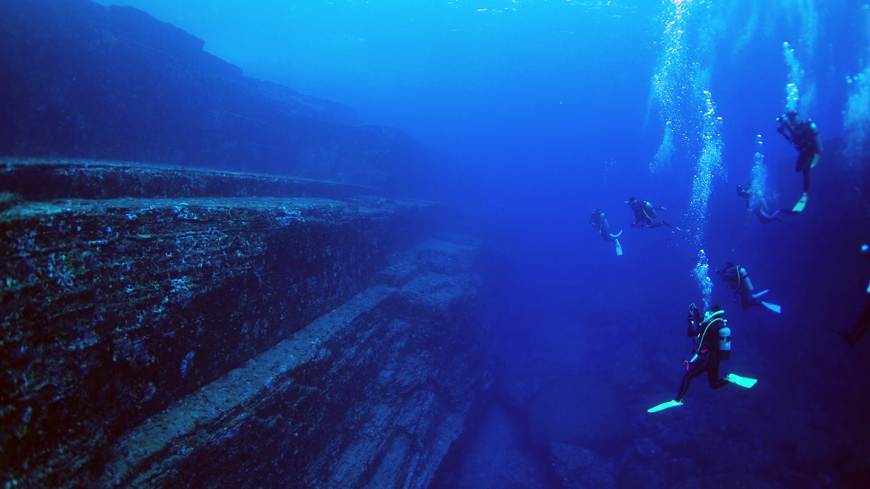 与那国島の海底遺跡 グラスボートやダイビングでも見れる 水深は Travelnote トラベルノート