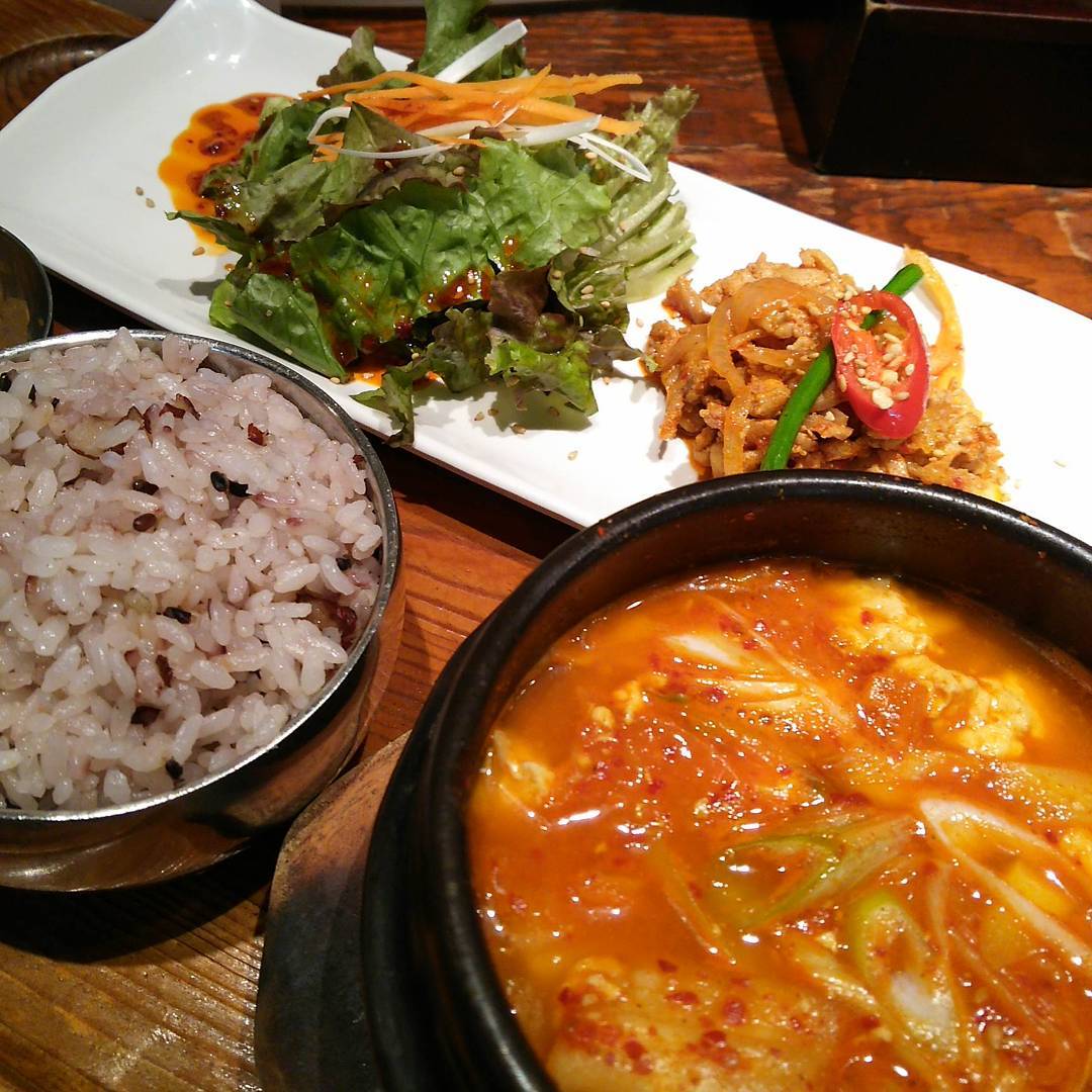 梅田の韓国料理が食べられる店 おすすめのランチや食べ放題など紹介 Travelnote トラベルノート