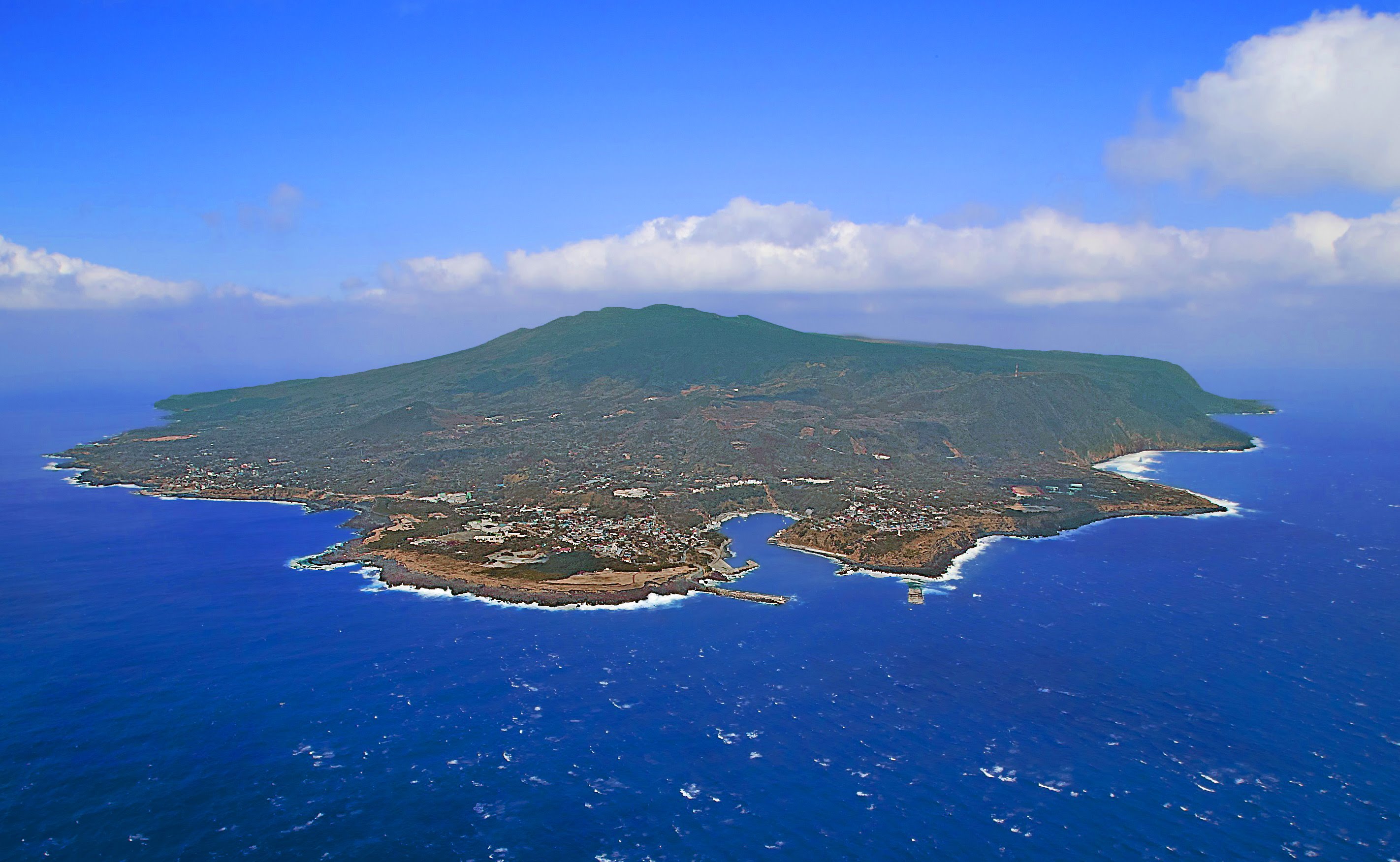 八丈島のおすすめホテル 人気温泉宿から高級宿泊地までランキングで紹介 Travelnote トラベルノート