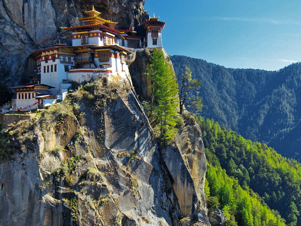 ブータン観光！人気名所を紹介！旅行費用は？ビザや行き方も調査！