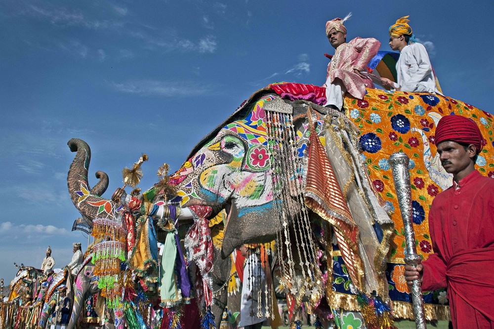  ジャイプール（インド）おすすめ観光地10選！人気の象タクシーに乗ってみる！