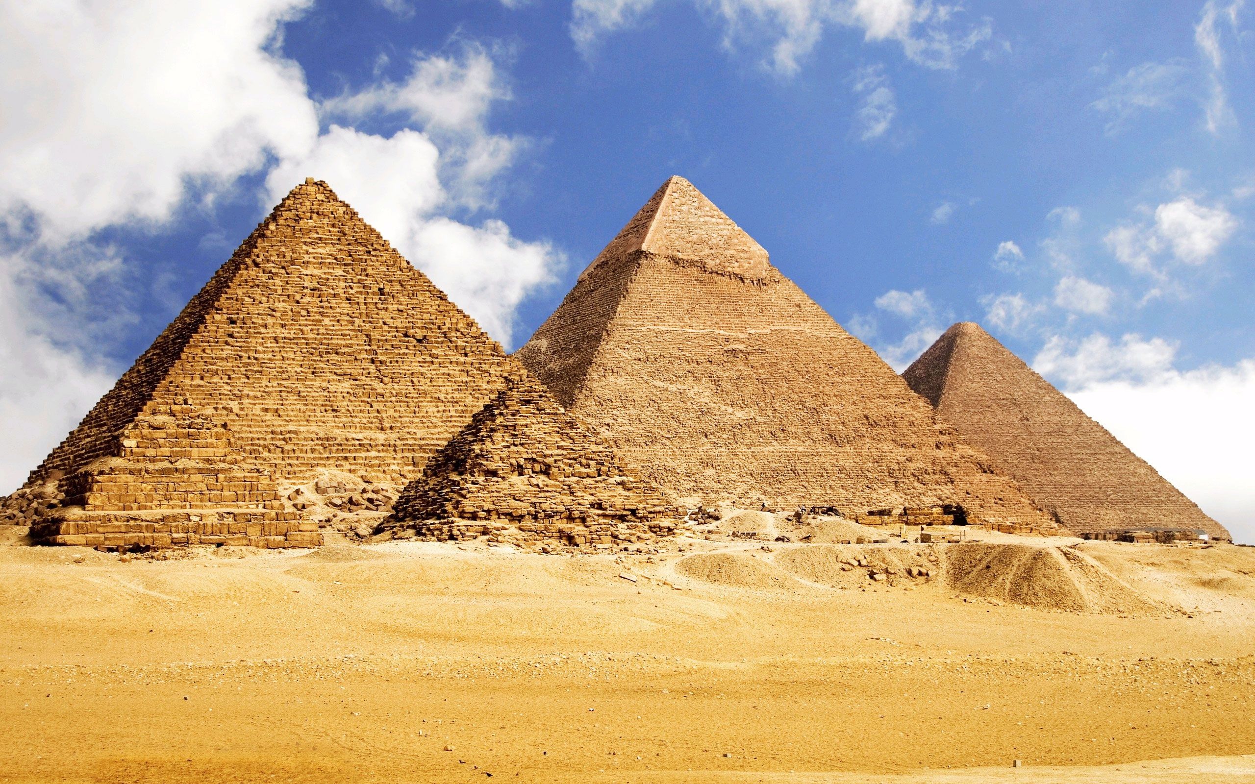 エジプトのピラミッドの場所は 謎の古代遺跡を見に行こう その行き方は Travelnote トラベルノート