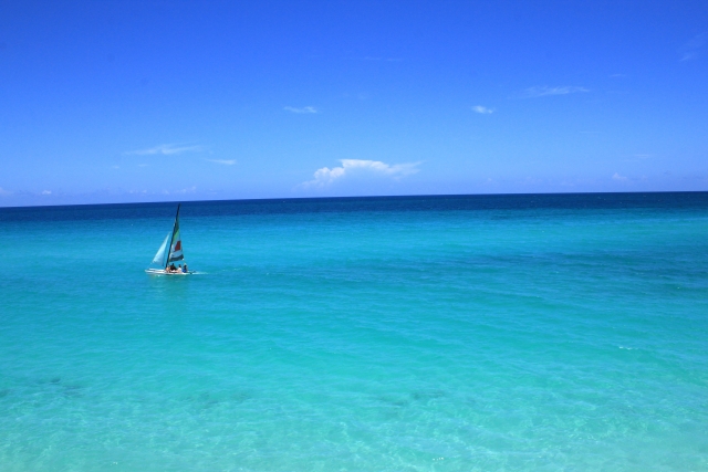キューバのビーチリゾートではのんびり！人気の海ではダイビングがおすすめ！