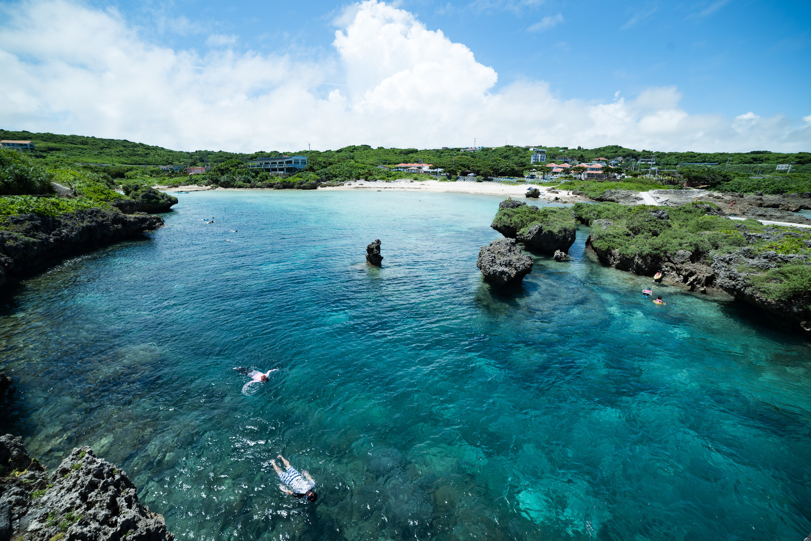 石垣島でシュノーケリングを楽しもう！マンタと一緒に泳げるスポット情報も！