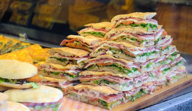 イタリアのパンの種類や特徴まとめ フォカッチャやロゼッタは有名 Travelnote トラベルノート