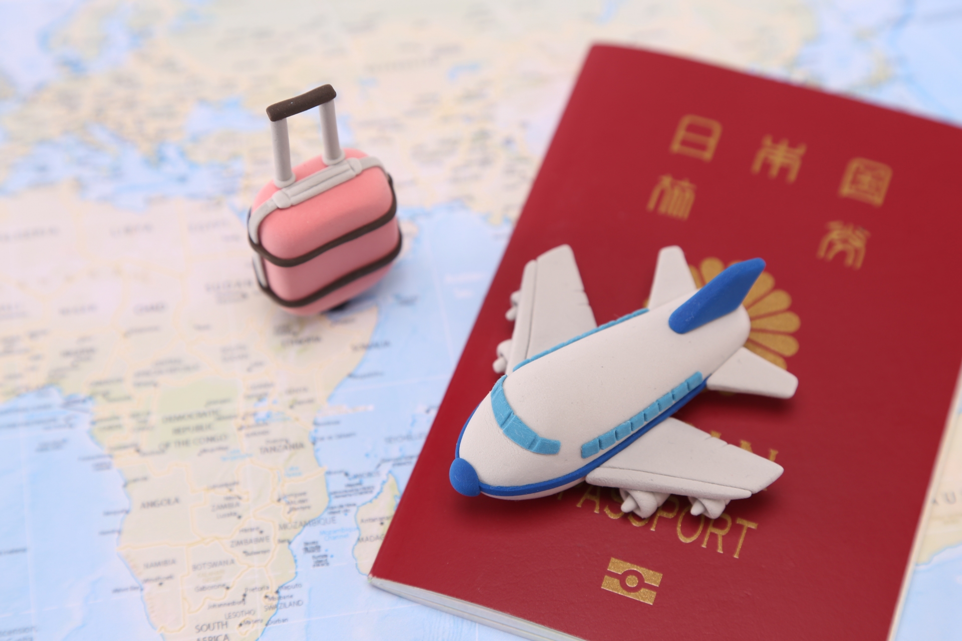 日本のパスポートって最強 色訳の意味は 新しいデザインが魅力的すぎる Travelnote トラベルノート