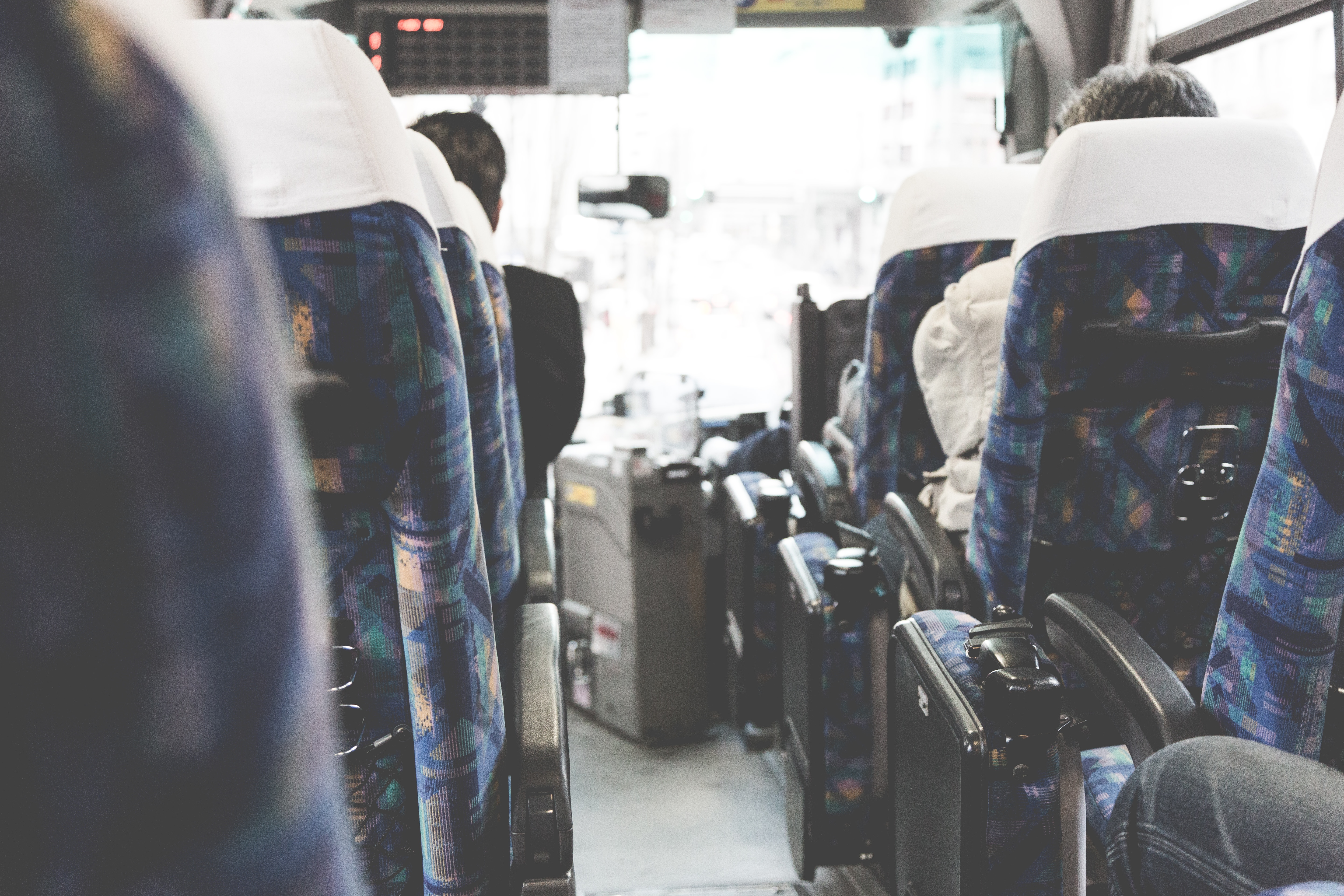 夜行バスで移動時の持ち物 乗車するまえに準備することは 女性は防犯も Travelnote トラベルノート