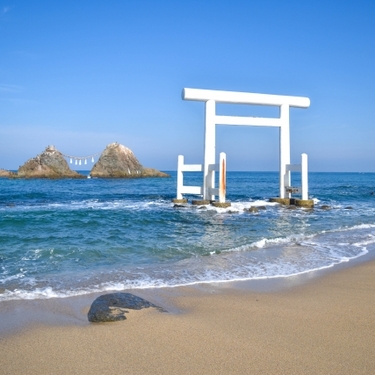 糸島の海には遊びが沢山 釣り公園や人気のカフェ等周辺の施設をご紹介 Travelnote トラベルノート