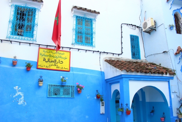 モロッコのシャウエン観光は世界一美しい青い街で決まり！行き方も紹介！
