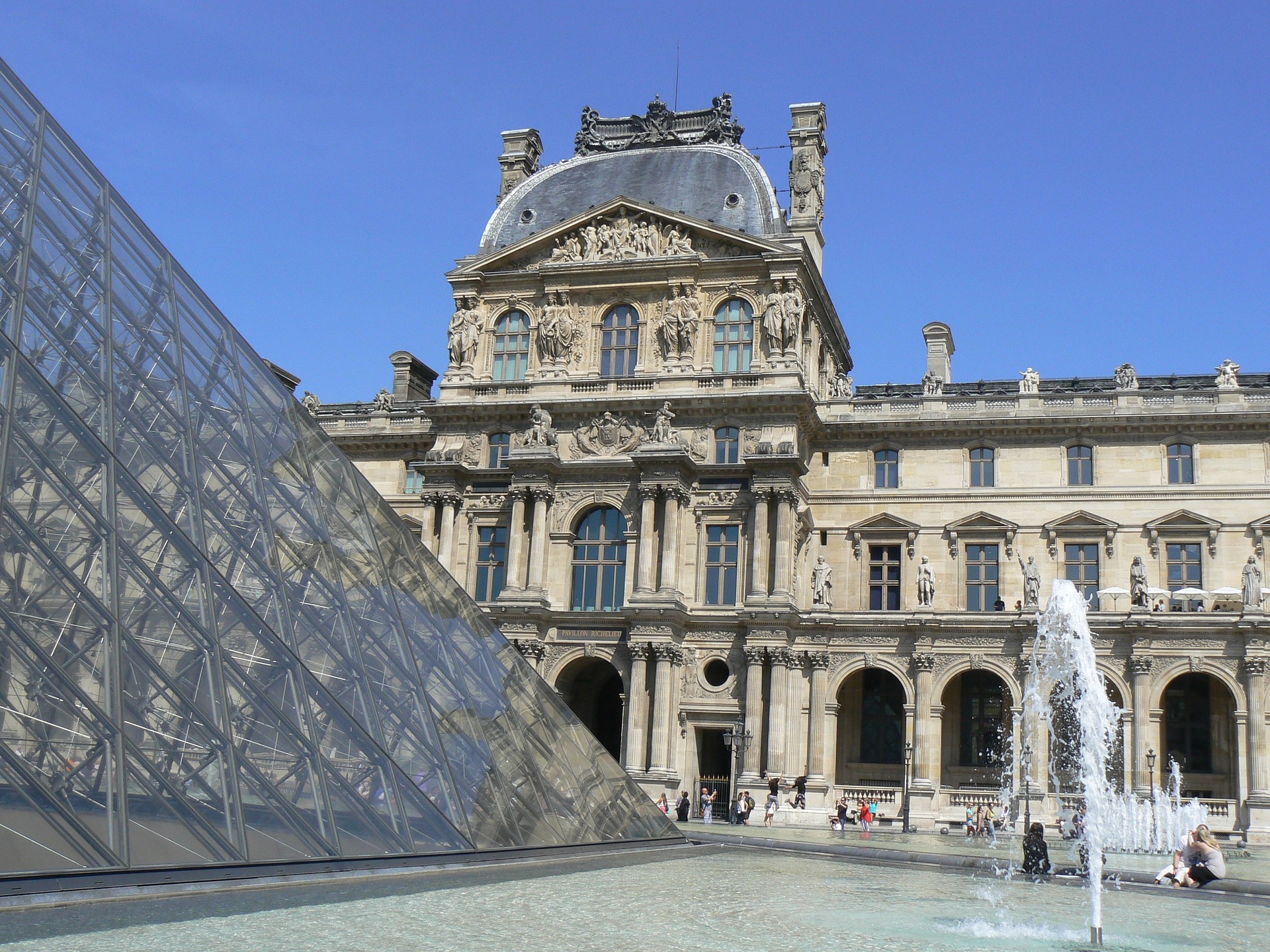 フランスの美術館を巡る！オルセー・ルーブル・近代などおすすめを紹介！