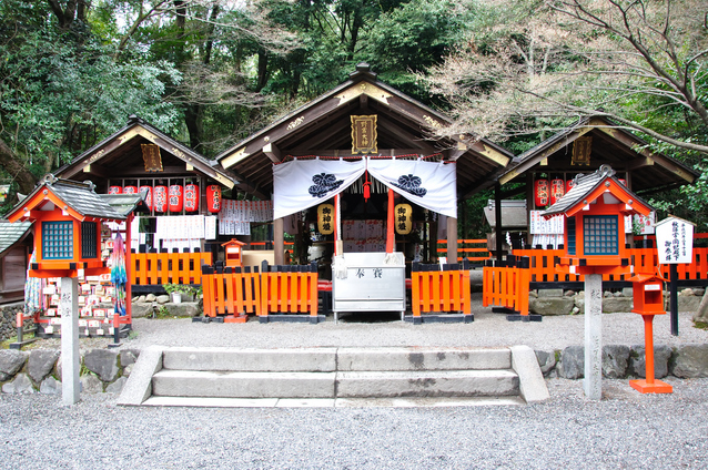 京都 野宮神社はパワースポット お亀石のご利益は 源氏物語ゆかりの地 Travelnote トラベルノート