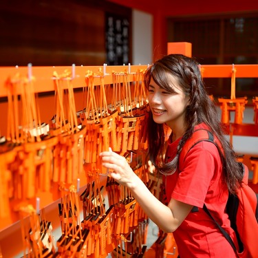 三峯神社の白いお守りの効果は 大渋滞でも手に入れたい人気の秘密を調査 Travelnote トラベルノート