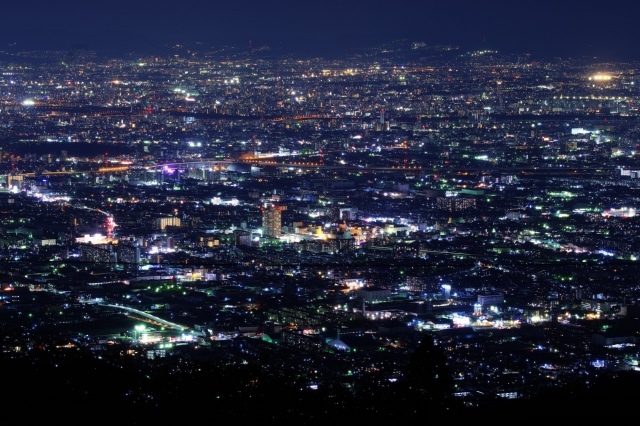 信貴生駒スカイラインは夜景の絶景スポット！通行料金無料区間もある？