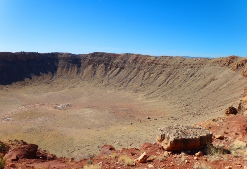 アリゾナの大隕石孔へ！バリンジャークレーターは神秘的で人気のスポット！