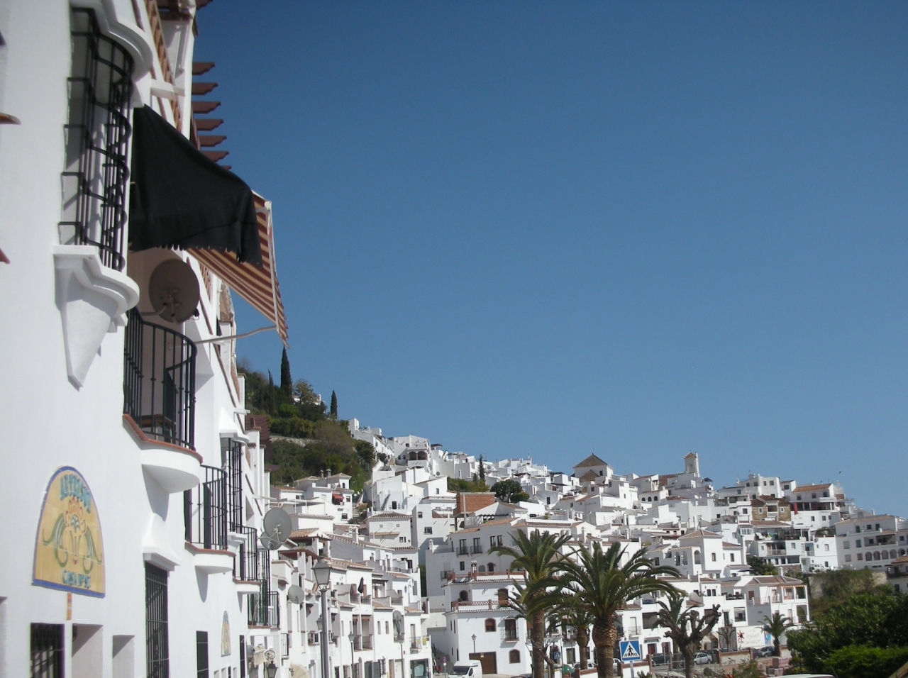 フリヒリアナはスペイン一美しい村！白い村へのアクセスや見どころもご紹介！