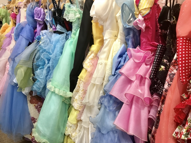 お菓子の城はドレスのレンタルができる！種類やお値段など情報まとめ！