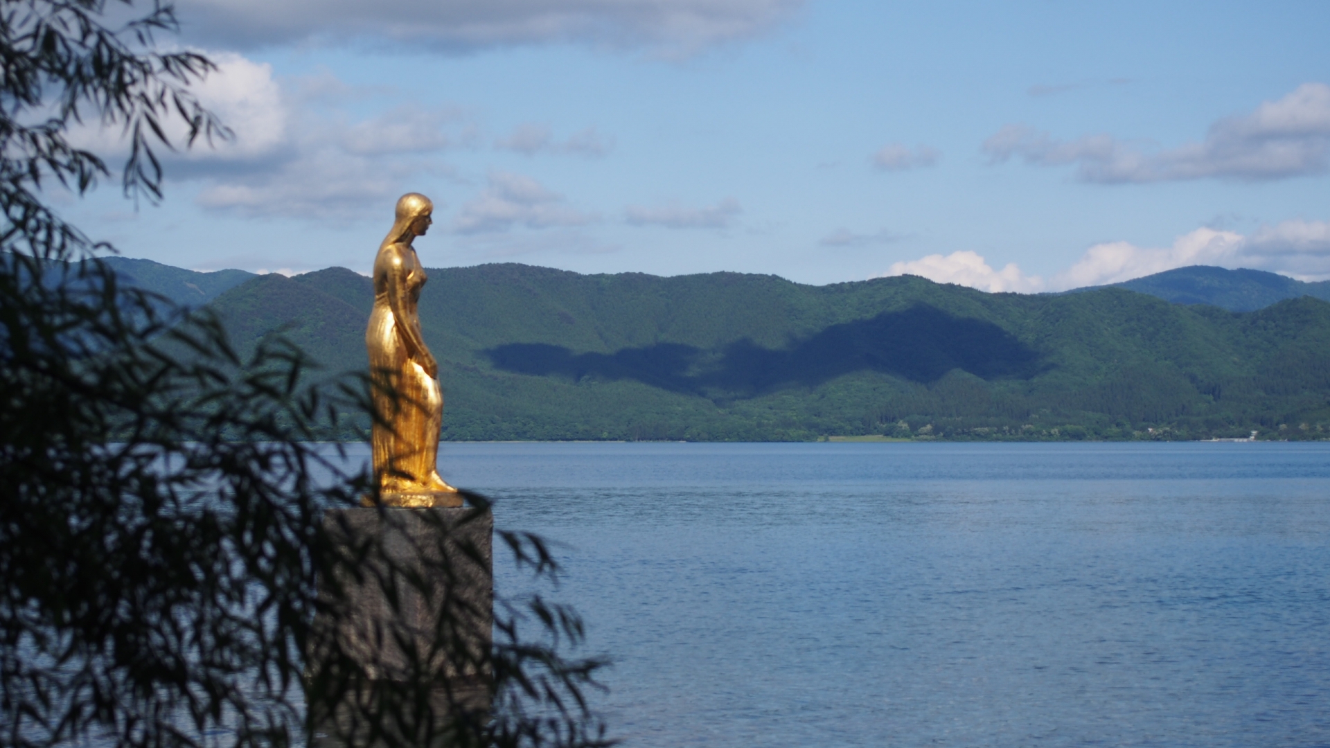 日本で一番深い湖はどこにある 場所や行き方 水深 流域面積までリサーチ Travelnote トラベルノート