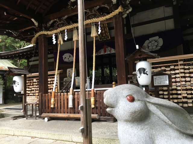 京都の岡崎神社がうさぎだらけでかわいい アクセスや御朱印 縁結び情報紹介 Travelnote トラベルノート