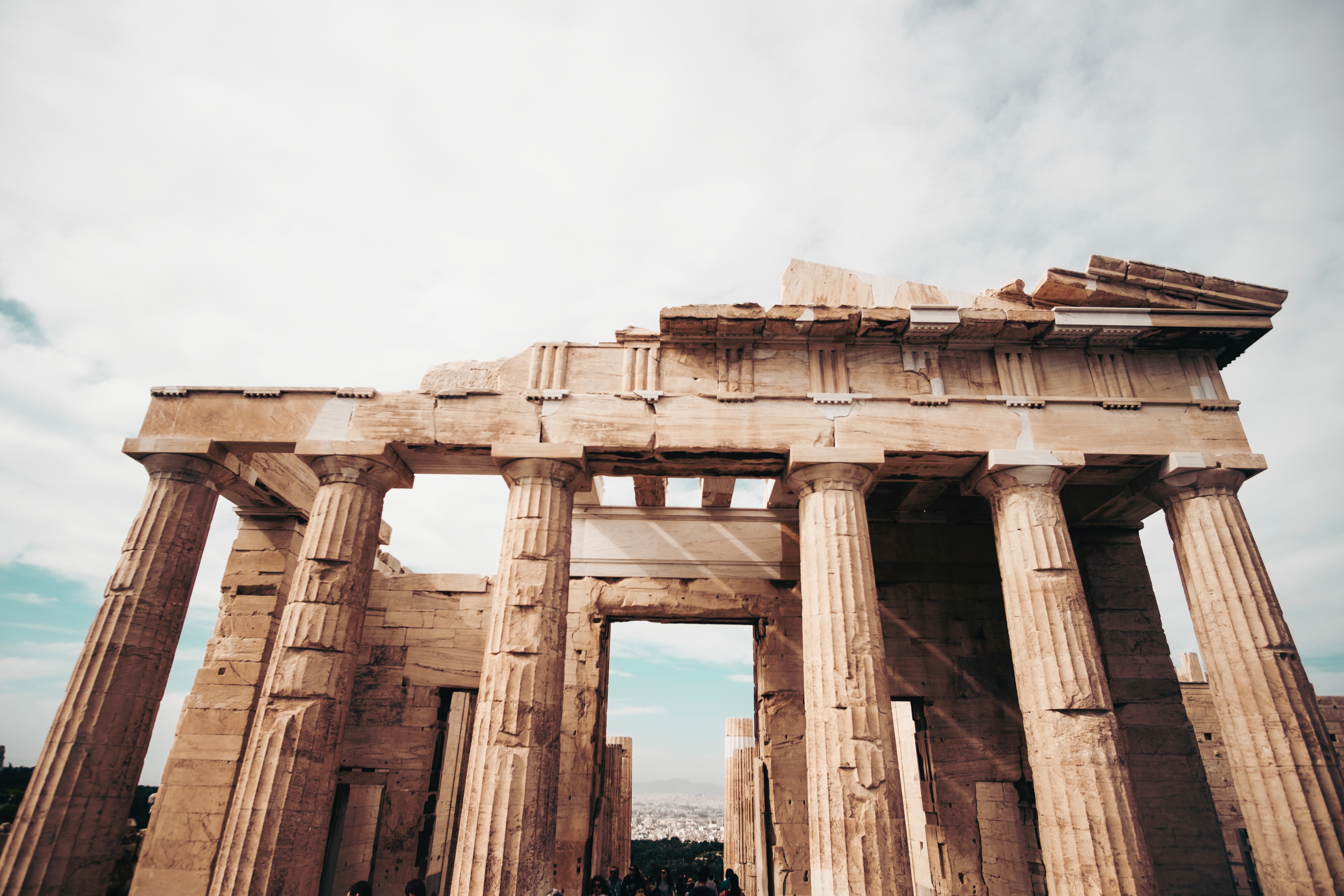 アクロポリスの神殿郡は圧巻の古代遺跡 アテネの世界遺産の歴史や見どころ紹介 Travelnote トラベルノート