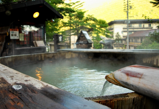 浜松の日帰り温泉ランキングTOP17！カップルに人気の個室や貸切風呂の施設も