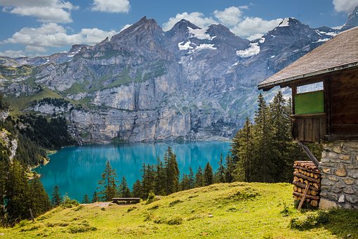 スイスの時差は日本と何時間 飛行時間やサマータイムも確認しよう Travelnote トラベルノート