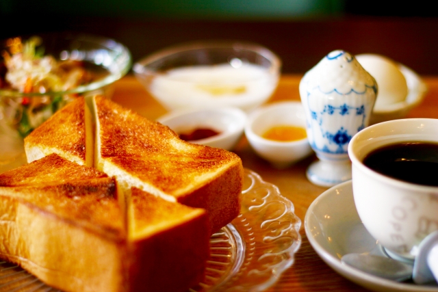 シヤチルは名古屋で大人気の喫茶店！モーニングやランチなど豊富なメニューが魅力