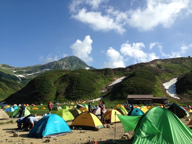やまぼうしオートキャンプ場は富士山が見える人気施設！料金や設備も紹介！