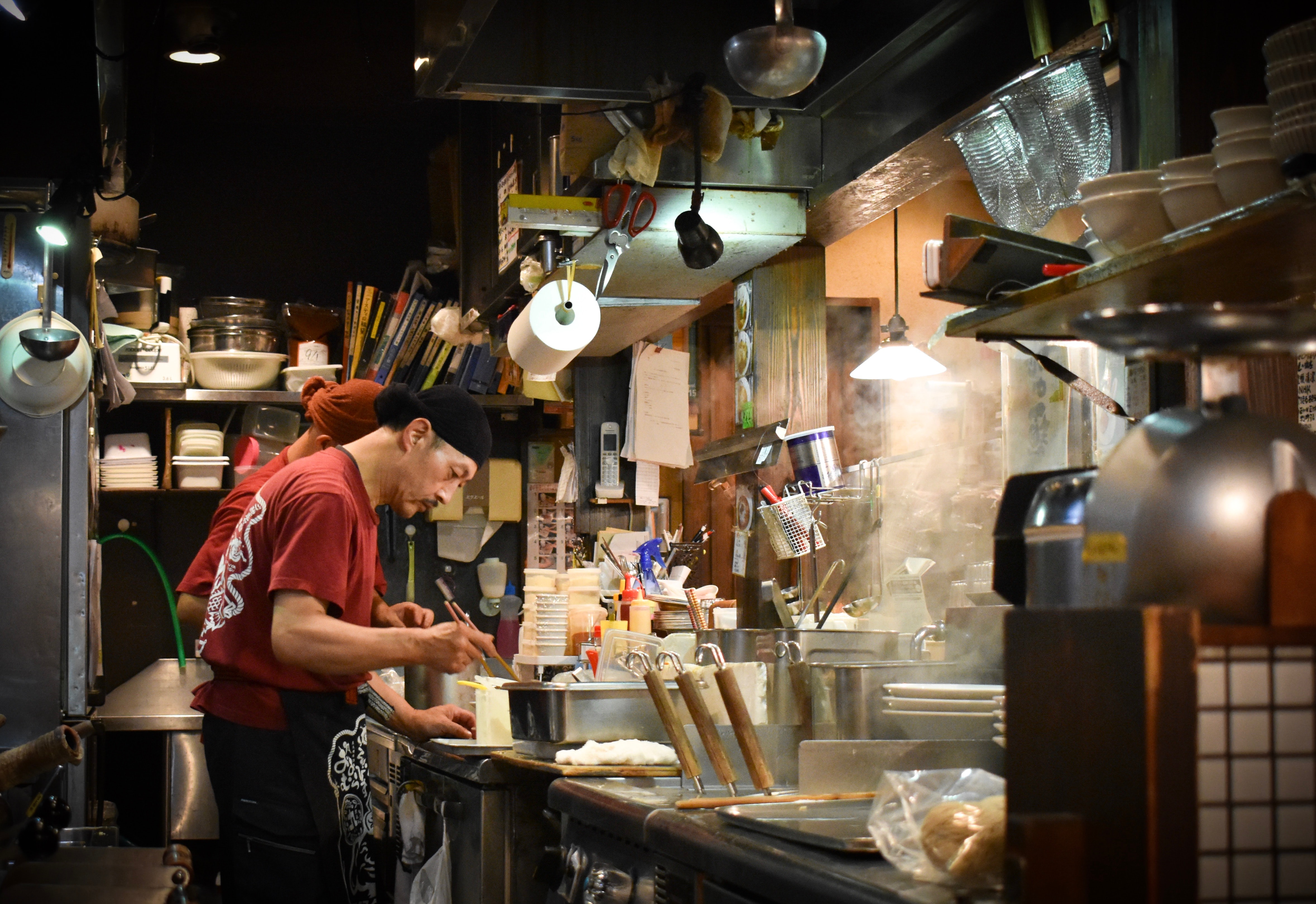 無鉄砲大阪店で美味しいラーメンを堪能！行列店のおすすめメニューは？