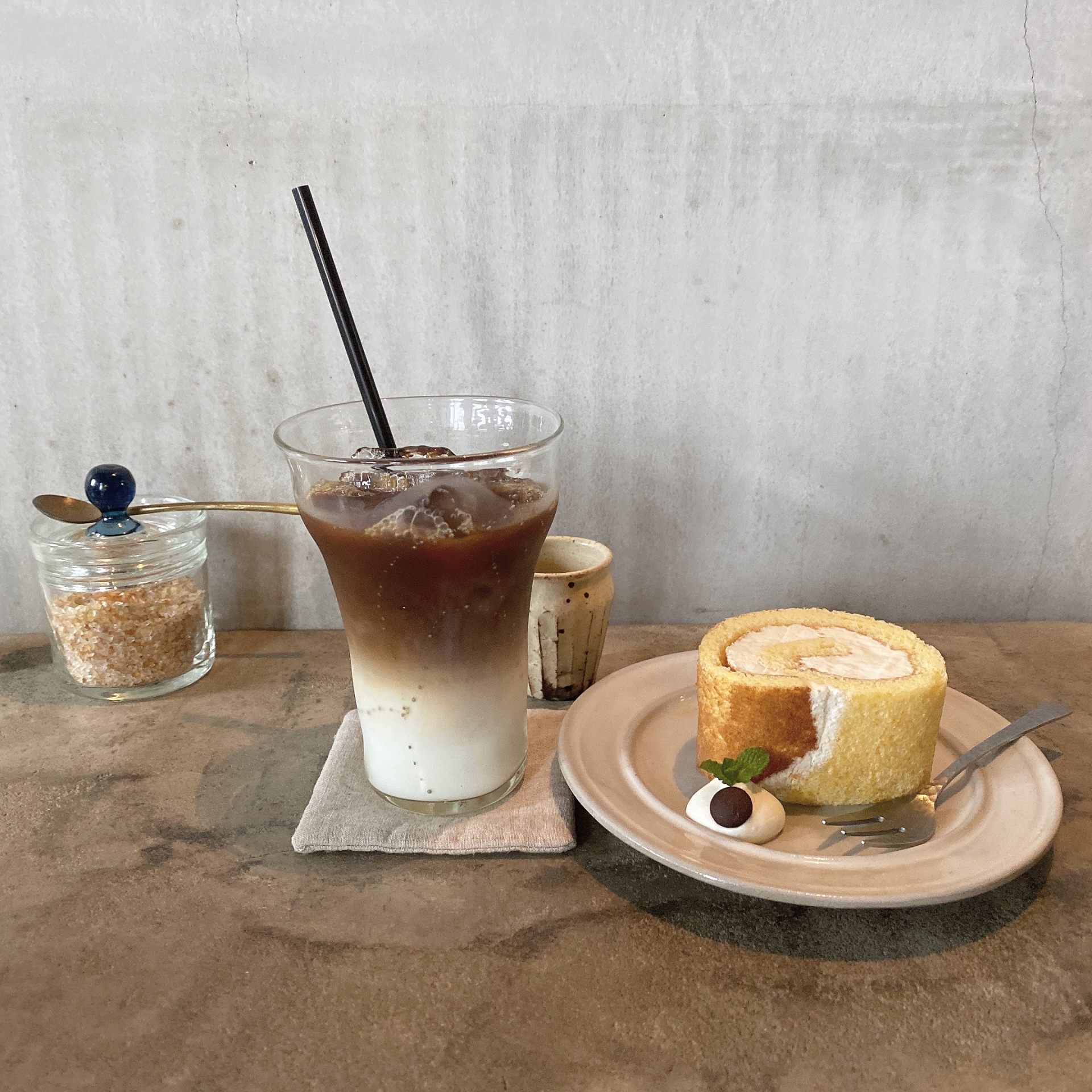 菓子屋シノノメのカフェ「喫茶半月」で素敵な時間を♡焼き菓子など人気商品も紹介