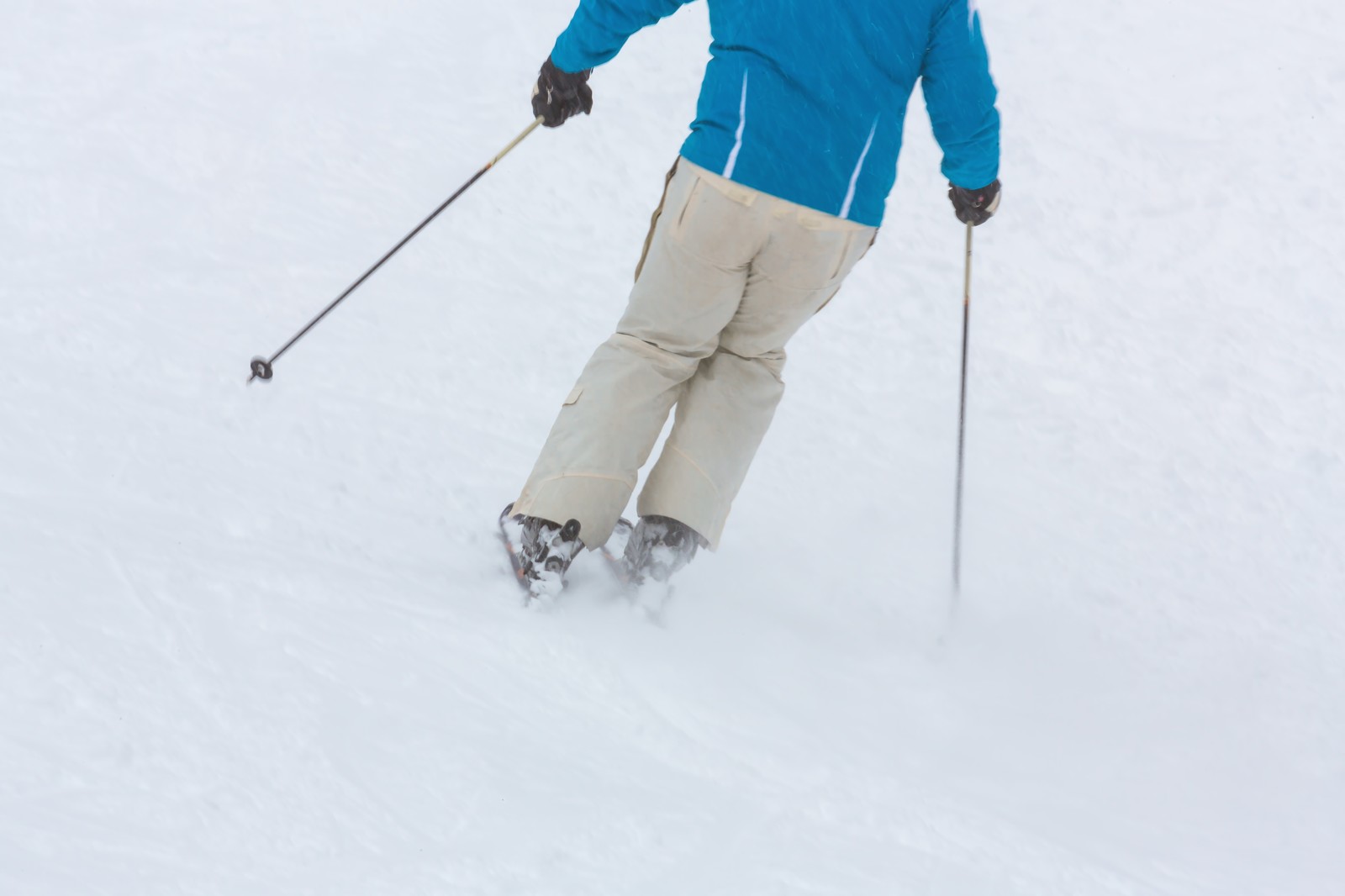 スキー「パラレルターン」のコツや練習方法は？初心者におすすめの滑り方も！  TravelNote[トラベルノート]